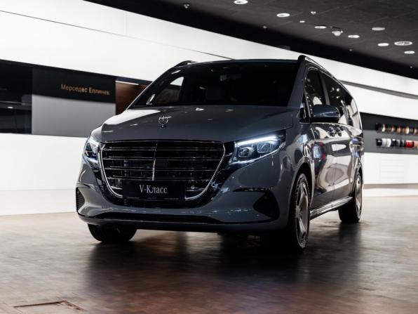 Новый Mercedes-Benz V-Класс III (W447) Рестайлинг 2 2026 года, цена 15 290 000 рублей, минивэн, Автокод Объявления