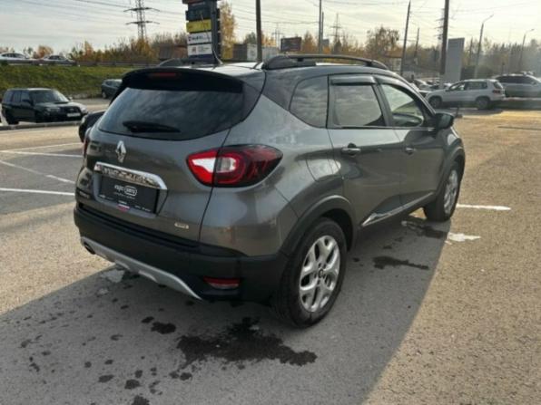 Renault Kaptur I с пробегом 2016 года, цена 1 300 000 рублей, 181107 км, внедорожник, Автокод Объявления