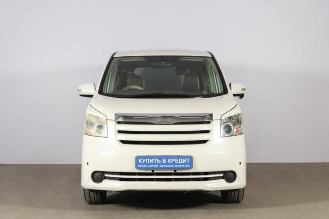Toyota Noah II (R70) с пробегом 2008 года, цена 1 399 000 рублей, 255000 км, минивэн, Автокод Объявления