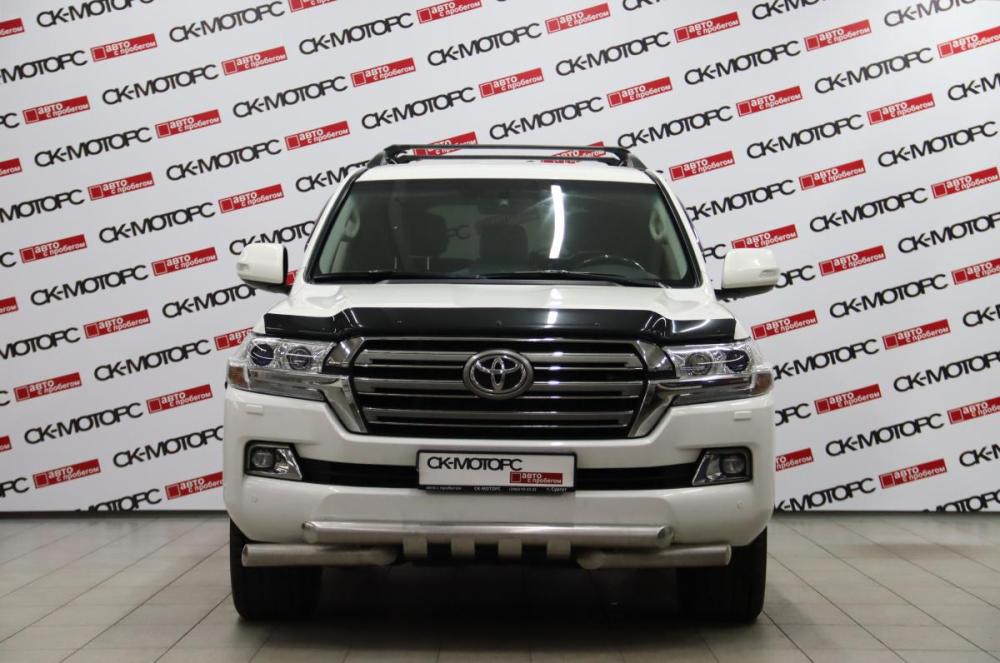 Toyota Land Cruiser 200 Series Рестайлинг 2 Сургут  - изображение 3