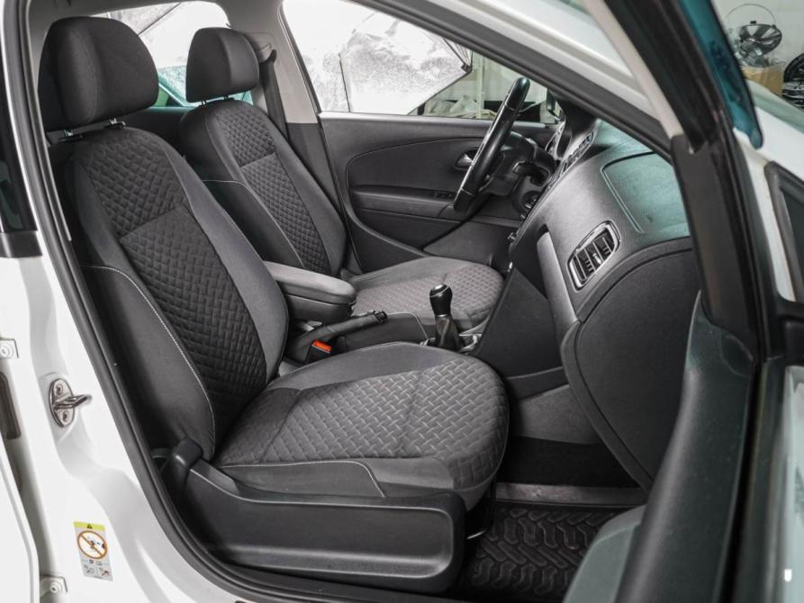 Volkswagen Polo V Рестайлинг Воронеж  - изображение 8