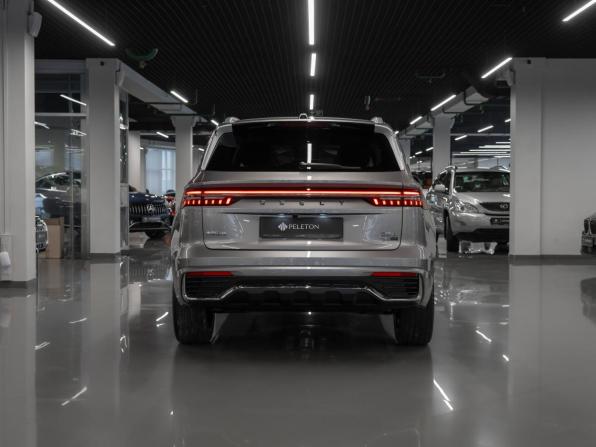 Geely Monjaro I Рестайлинг 2 с пробегом 2025 года, цена 4 200 000 рублей, 21 км, внедорожник, Автокод Объявления