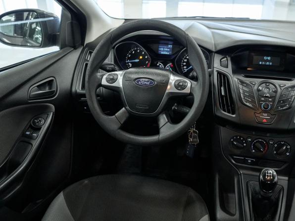 Ford Focus III с пробегом 2013 года, цена 886 000 рублей, 101846 км, седан, Автокод Объявления