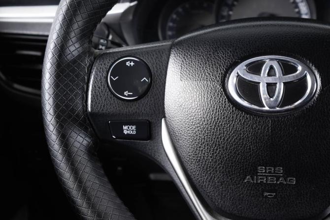 Toyota Corolla XI (E160 E170 E180) с пробегом 2014 года, цена 1 349 000 рублей, 180300 км, седан, Автокод Объявления