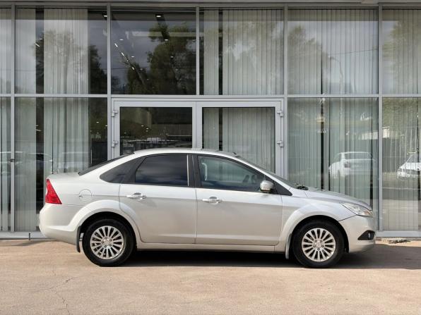 Ford Focus II Рестайлинг с пробегом 2009 года, цена 460 000 рублей, 358111 км, седан, Автокод Объявления
