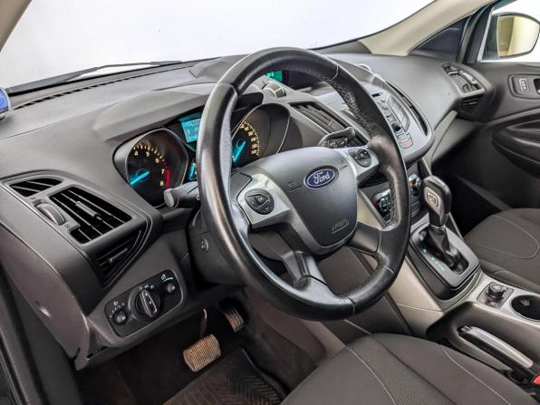 Ford Kuga II с пробегом 2015 года, цена 1 545 000 рублей, 77992 км, внедорожник, Автокод Объявления