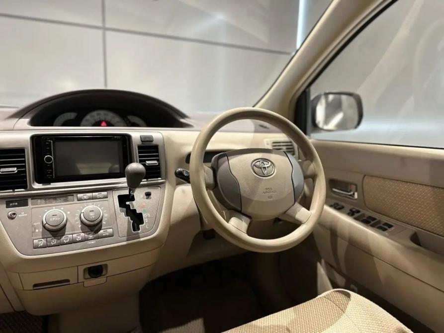 Toyota Raum II Новосибирск  - изображение 15