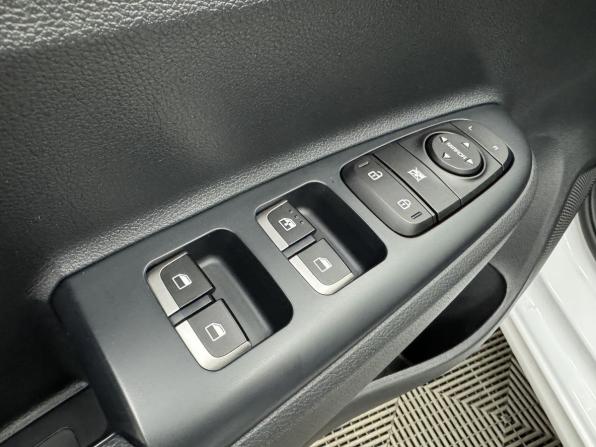 Kia Rio IV Рестайлинг с пробегом 2021 года, цена 1 833 000 рублей, 22843 км, седан, Автокод Объявления
