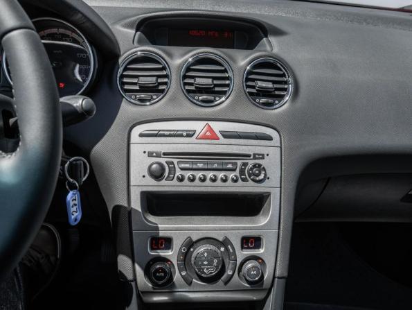 Peugeot 408 I с пробегом 2012 года, цена 524 100 рублей, 157533 км, седан, Автокод Объявления