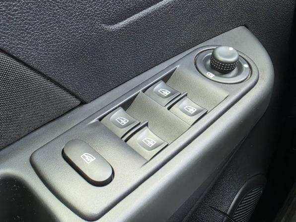 Renault Kaptur I с пробегом 2016 года, цена 1 440 000 рублей, 103527 км, внедорожник, Автокод Объявления
