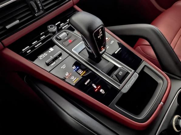 Porsche Cayenne III с пробегом 2018 года, цена 6 180 000 рублей, 86050 км, внедорожник, Автокод Объявления