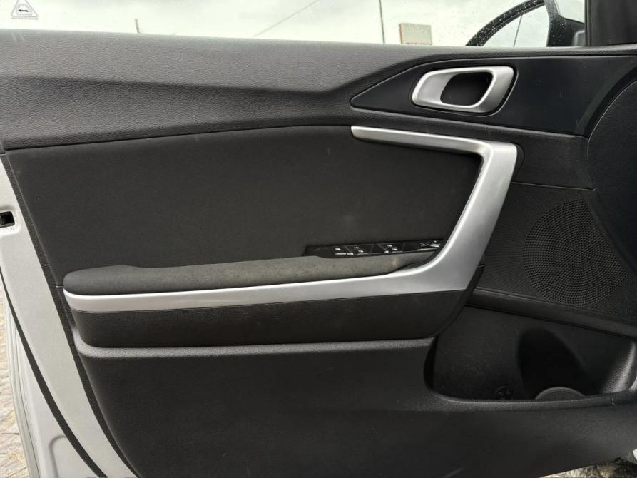 Kia Ceed III Крым  - изображение 9