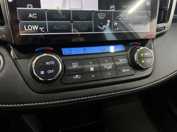 Toyota RAV4 IV (XA40) Рестайлинг с пробегом 2015 года, цена 2 549 000 рублей, 224833 км, внедорожник, Автокод Объявления