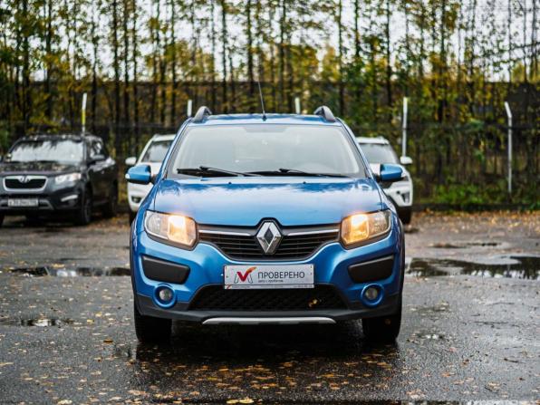 Renault Sandero II с пробегом 2017 года, цена 1 010 000 рублей, 117262 км, хэтчбек, Автокод Объявления
