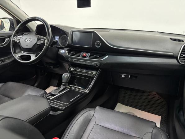 Hyundai Grandeur VI с пробегом 2017 года, цена 1 670 000 рублей, 166063 км, седан, Автокод Объявления