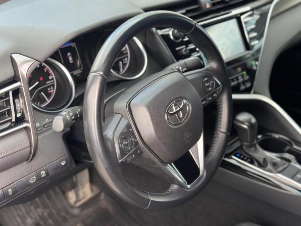 Toyota Camry VIII (XV70) с пробегом 2019 года, цена 2 699 000 рублей, 30000 км, седан, Автокод Объявления
