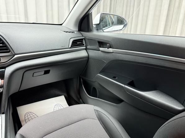 Hyundai Elantra VI (AD) с пробегом 2019 года, цена 1 399 000 рублей, 132012 км, седан, Автокод Объявления