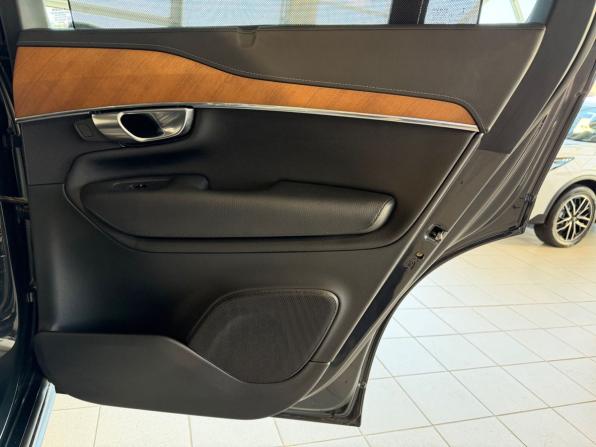 Volvo XC90 II Рестайлинг 1 с пробегом 2020 года, цена 5 545 900 рублей, 63554 км, внедорожник, Автокод Объявления