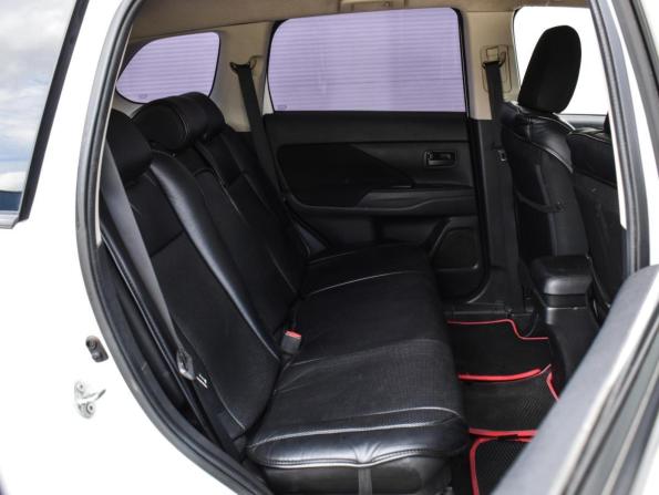 Mitsubishi Outlander III Рестайлинг с пробегом 2014 года, цена 1 279 000 рублей, 204375 км, внедорожник, Автокод Объявления
