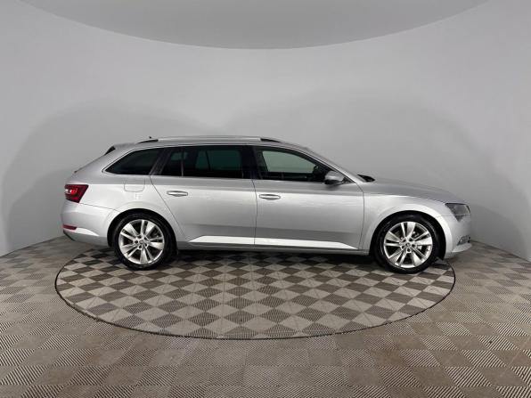 Skoda Superb III с пробегом 2019 года, цена 2 249 000 рублей, 287007 км, универсал, Автокод Объявления