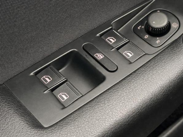 Volkswagen Passat B7 с пробегом 2013 года, цена 1 167 000 рублей, 177875 км, седан, Автокод Объявления
