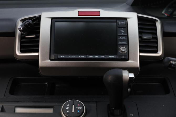 Honda Freed I с пробегом 2011 года, цена 1 179 000 рублей, 108216 км, компактвэн, Автокод Объявления