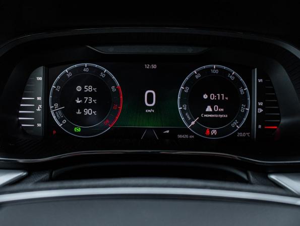 Skoda Octavia IV (A8) с пробегом 2022 года, цена 2 799 000 рублей, 98366 км, лифтбек, Автокод Объявления