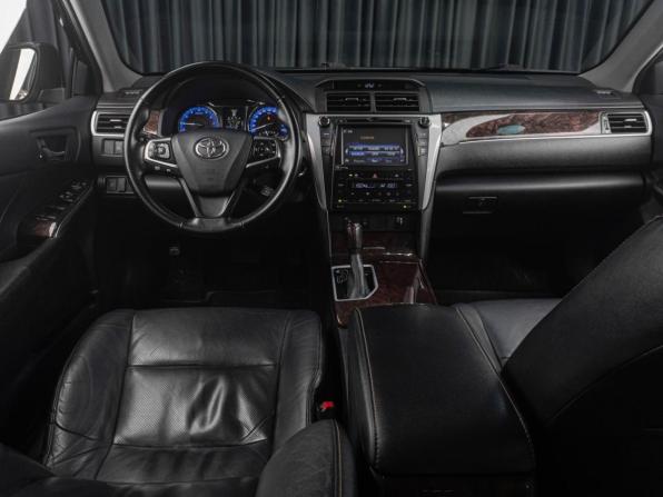 Toyota Camry VII (XV50) Рестайлинг 2 с пробегом 2017 года, цена 2 359 000 рублей, 195650 км, седан, Автокод Объявления