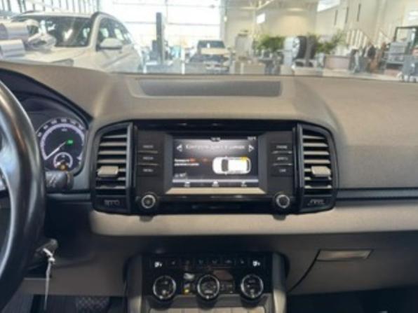 Skoda Karoq I с пробегом 2020 года, цена 1 980 000 рублей, 123769 км, внедорожник, Автокод Объявления