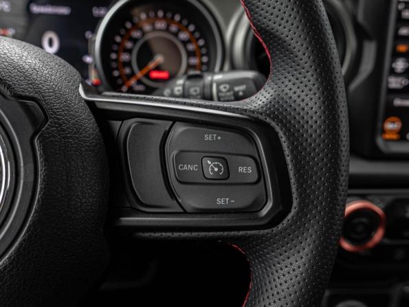 Jeep Wrangler IV (JL) с пробегом 2021 года, цена 5 498 000 рублей, 58532 км, внедорожник, Автокод Объявления