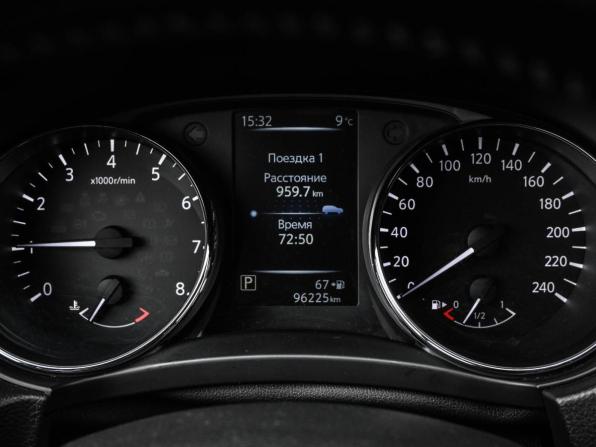 Nissan Qashqai II с пробегом 2017 года, цена 1 599 000 рублей, 96225 км, внедорожник, Автокод Объявления