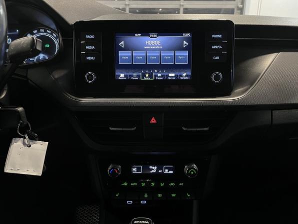 Skoda Rapid II с пробегом 2021 года, цена 1 740 000 рублей, 95836 км, лифтбек, Автокод Объявления