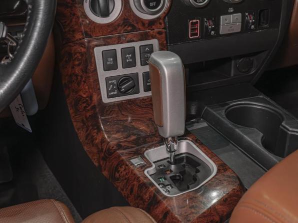 Toyota Sequoia II с пробегом 2009 года, цена 2 880 000 рублей, 329856 км, внедорожник, Автокод Объявления