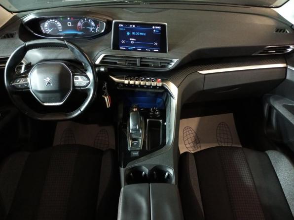 Peugeot 3008 II с пробегом 2018 года, цена 1 790 000 рублей, 114099 км, внедорожник, Автокод Объявления