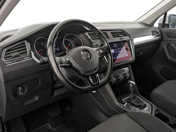 Volkswagen Tiguan II с пробегом 2019 года, цена 2 210 000 рублей, 139600 км, внедорожник, Автокод Объявления