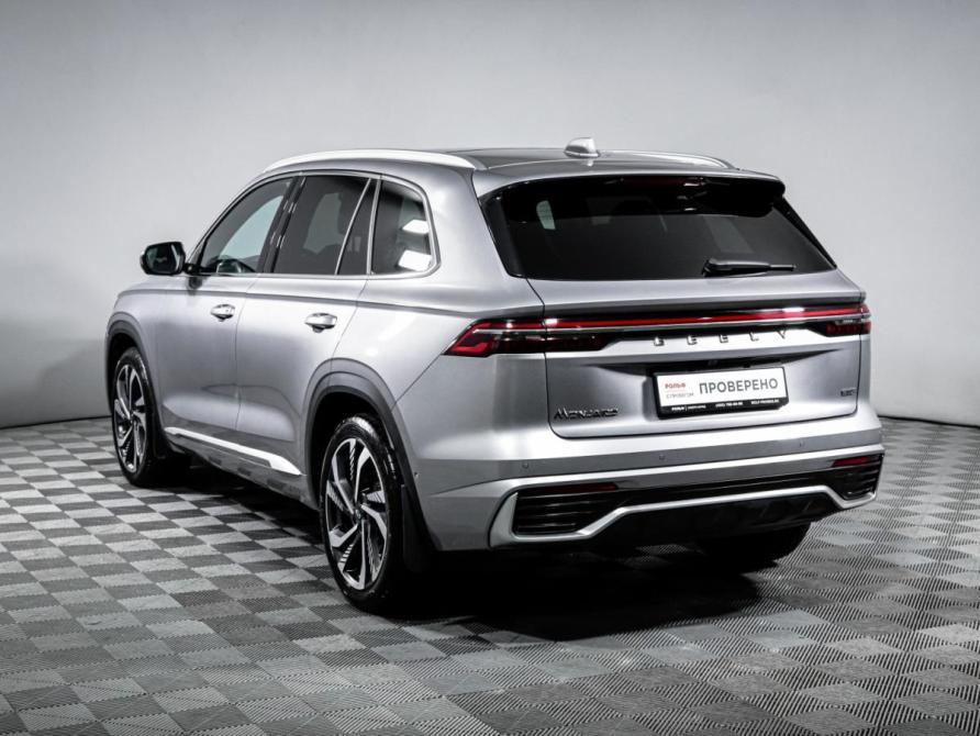 Geely Monjaro I Москва  - изображение 7