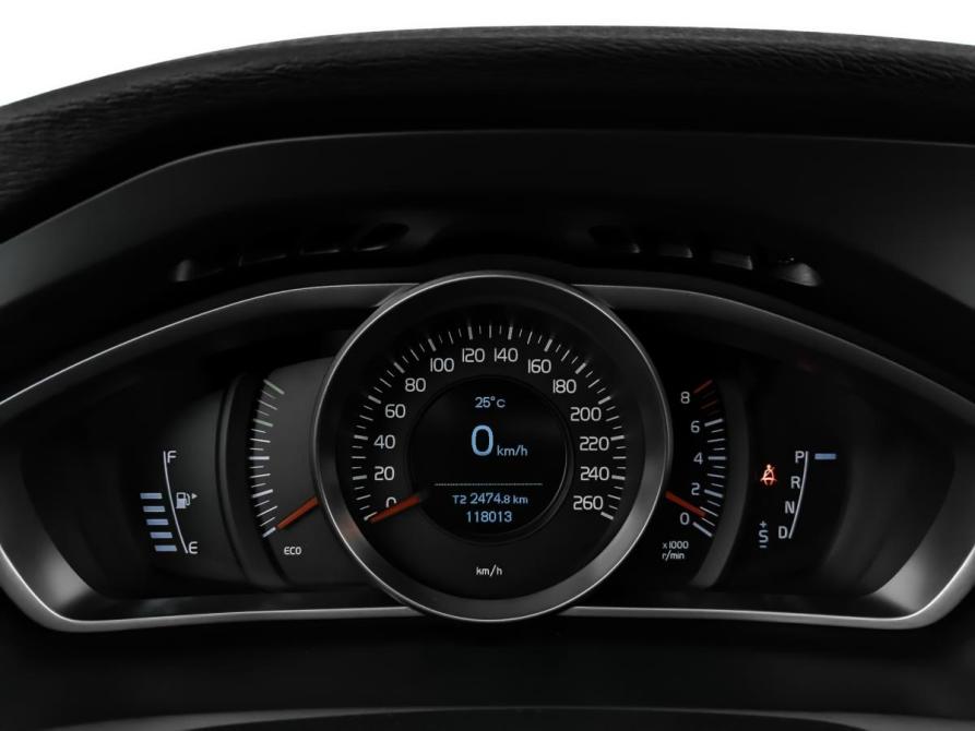 Volvo V40 Cross Country I Санкт-Петербург  - изображение 16