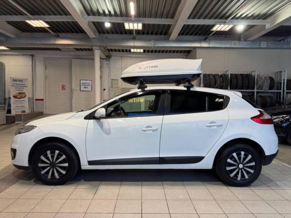Renault Megane III Рестайлинг с пробегом 2014 года, цена 899 000 рублей, 99725 км, хэтчбек, Автокод Объявления