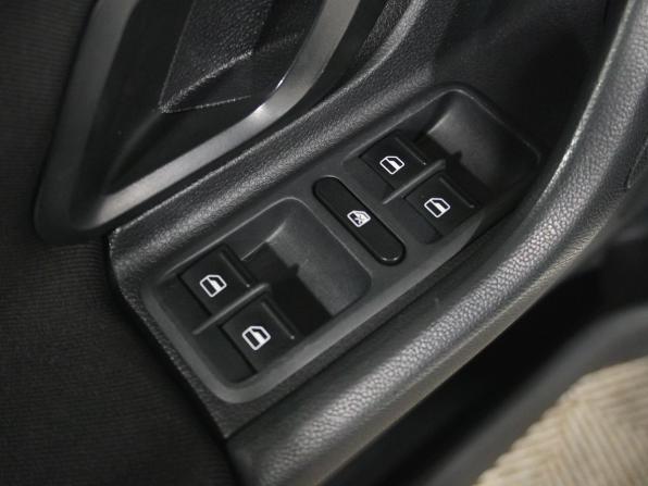 Skoda Fabia II Рестайлинг с пробегом 2012 года, цена 689 000 рублей, 178038 км, хэтчбек, Автокод Объявления