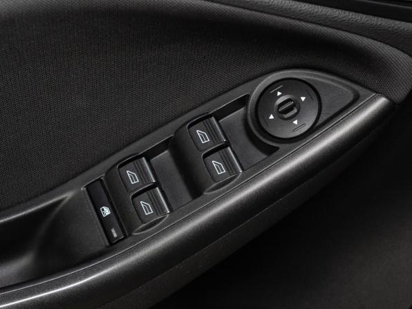 Ford Focus III Рестайлинг с пробегом 2017 года, цена 1 150 000 рублей, 120768 км, хэтчбек, Автокод Объявления