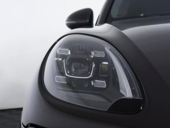 Porsche Macan I с пробегом 2018 года, цена 3 490 000 рублей, 113000 км, внедорожник, Автокод Объявления