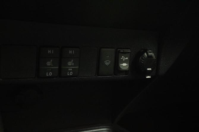 Toyota RAV4 IV (XA40) с пробегом 2013 года, цена 1 799 000 рублей, 119423 км, внедорожник, Автокод Объявления
