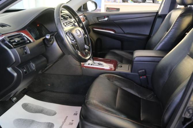 Toyota Camry VII (XV50) с пробегом 2012 года, цена 1 729 000 рублей, 330000 км, седан, Автокод Объявления