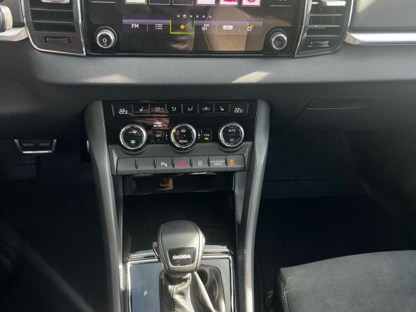 Skoda Karoq I с пробегом 2022 года, цена 2 890 000 рублей, 22596 км, внедорожник, Автокод Объявления