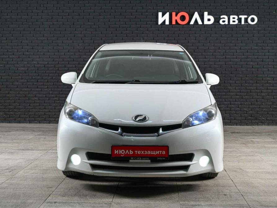 Toyota Wish II Екатеринбург  - изображение 2