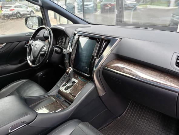 Toyota Alphard III Рестайлинг с пробегом 2019 года, цена 3 996 000 рублей, 279593 км, минивэн, Автокод Объявления