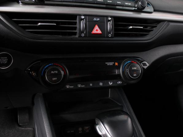 Kia K3 II с пробегом 2019 года, цена 1 690 000 рублей, 168200 км, седан, Автокод Объявления