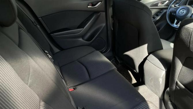 Mazda 3 III (BM) с пробегом 2013 года, цена 1 399 000 рублей, 128649 км, хэтчбек, Автокод Объявления