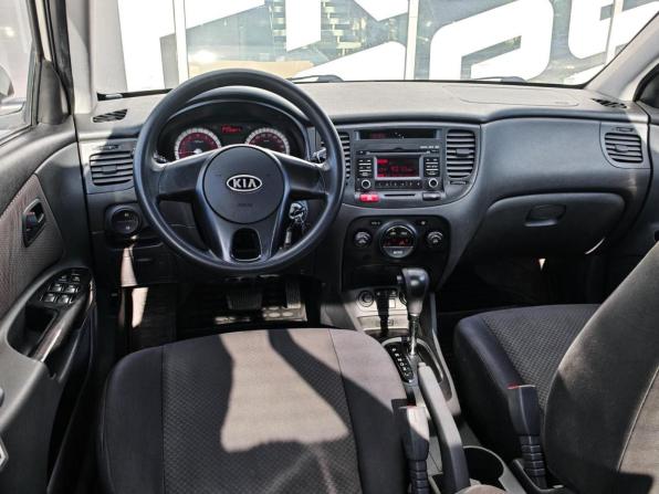 Kia Rio II Рестайлинг с пробегом 2010 года, цена 700 000 рублей, 233047 км, седан, Автокод Объявления