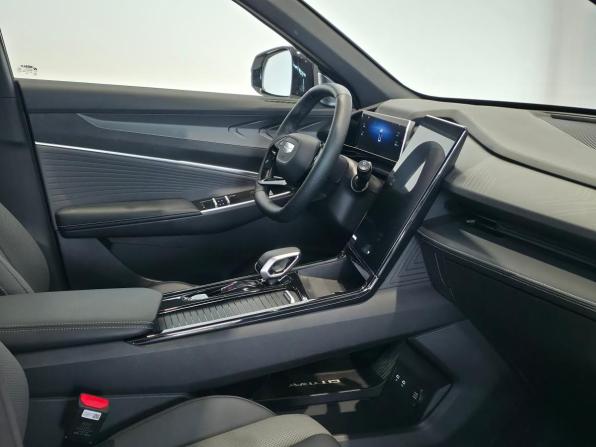 Geely Cityray с пробегом 2025 года, цена 2 648 000 рублей, 4453 км, внедорожник, Автокод Объявления